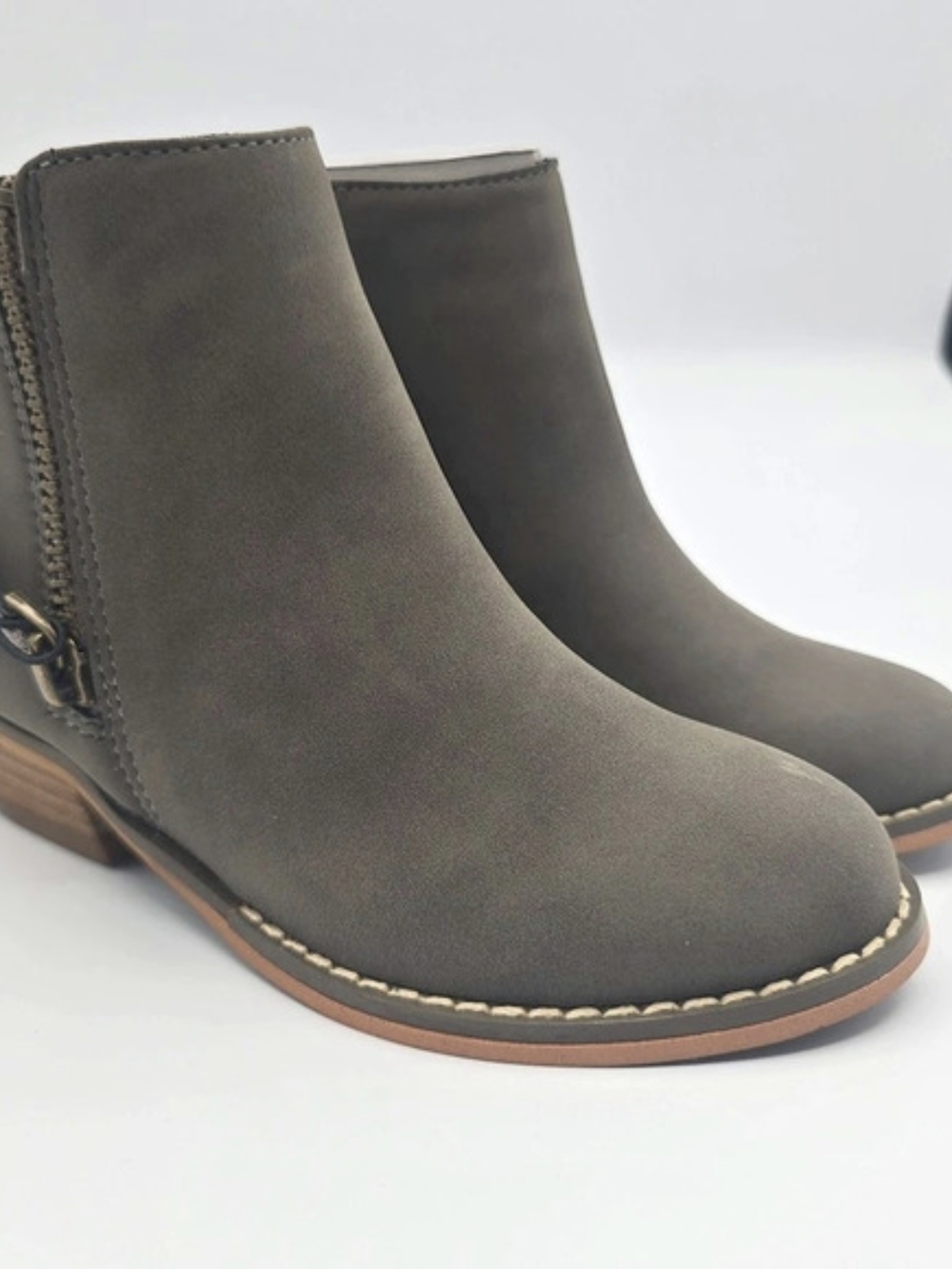 HARPER CANYON booties Gray Ankle Toddler Boots US 11 NWT